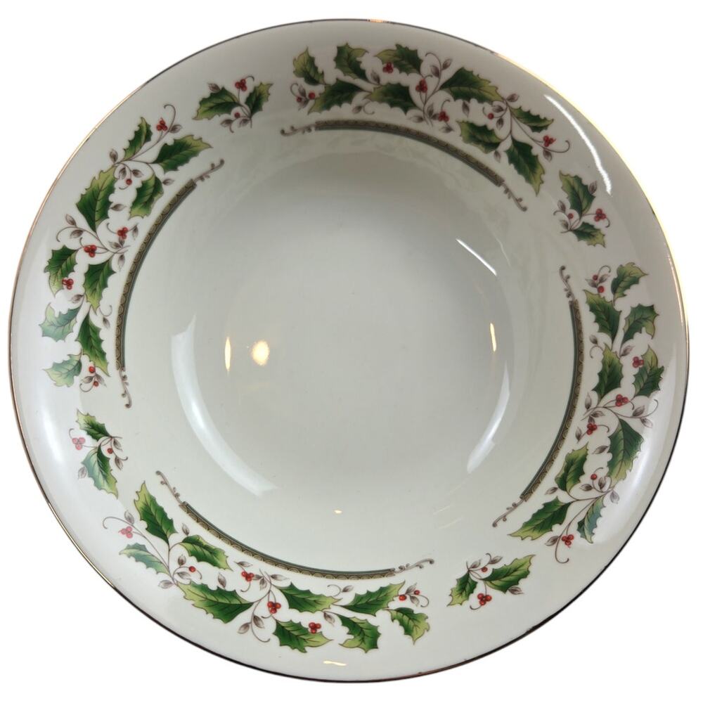 Royal Limited | Holly Holiday 6.5 inch Coupe Bowl-Cereal, Soup, Salad